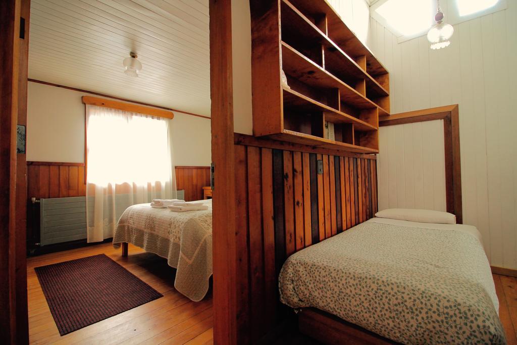 Hotel Mi Casa Chaiten Bagian luar foto